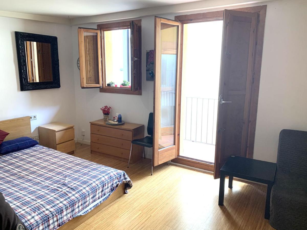 Apartment Next To Ramblas Barcelone Extérieur photo